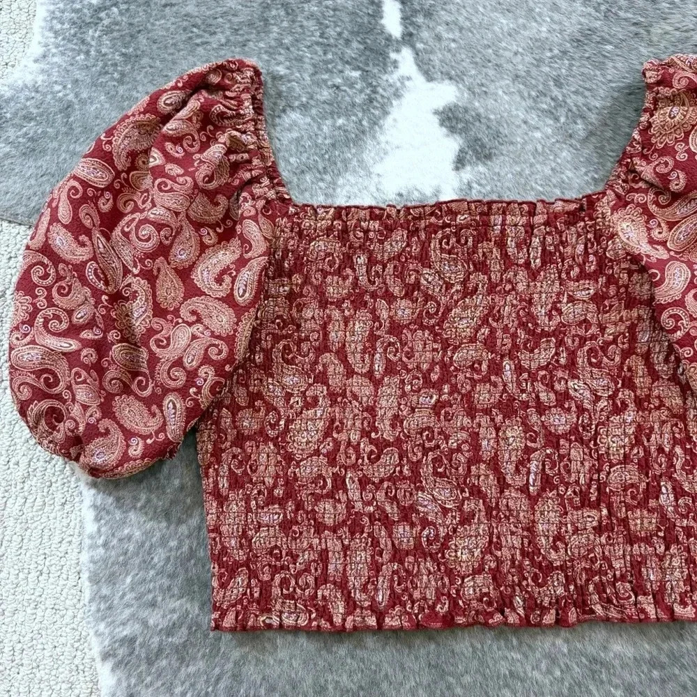 NWT Express Paisley Puff Sleeve Smocked Crop Top - Picture 4 of 11